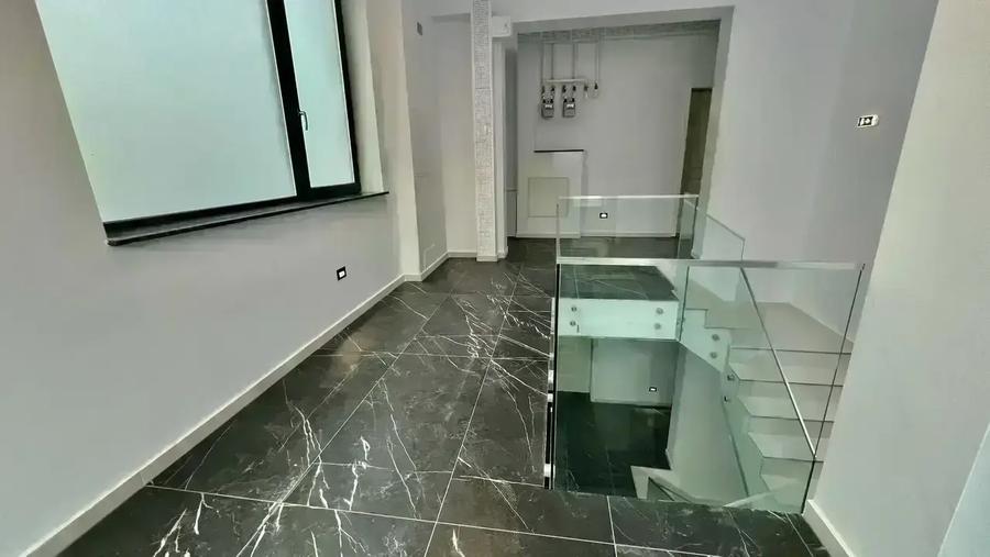 Apartament cu 2 camere nedecomandat în Moșilor