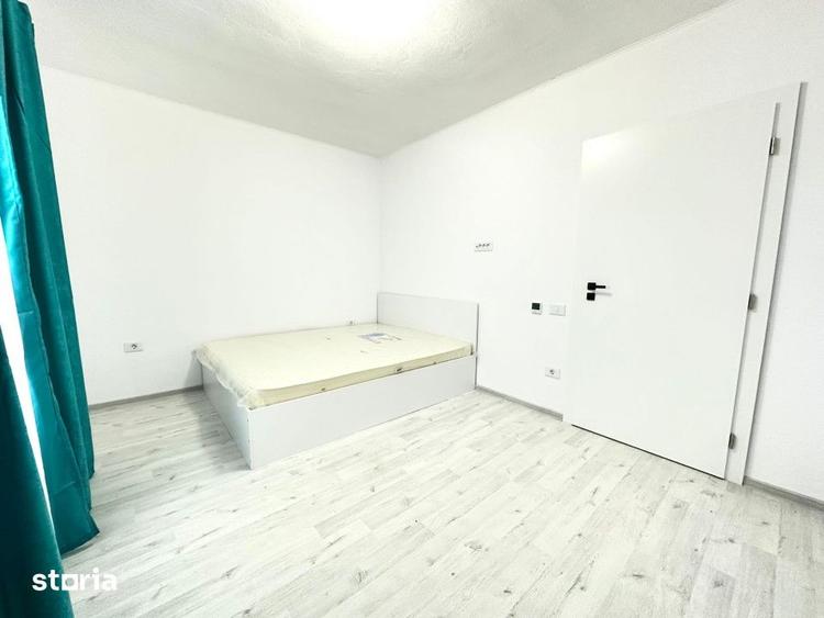Casă cu 3 camere cu Canalizare în Sânandrei