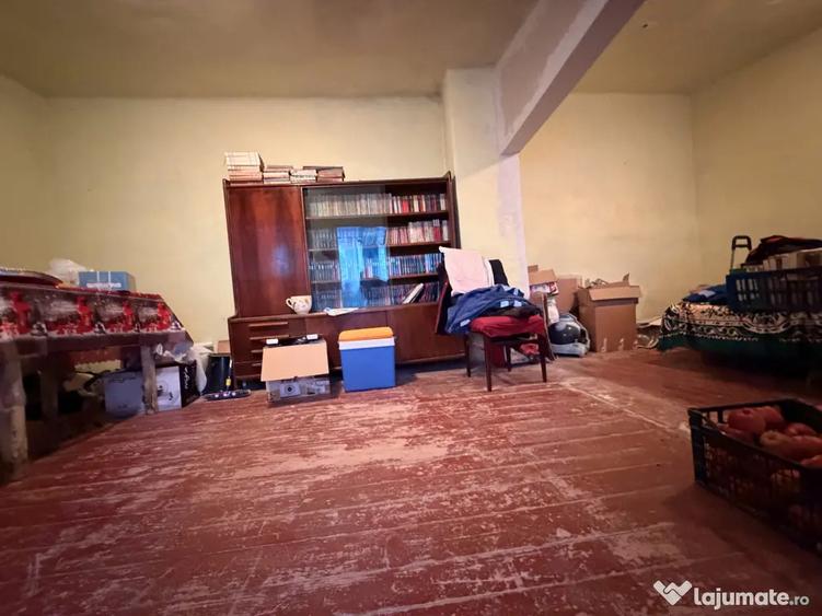 Casă cu 3 camere cu Teren 708 Mp în Blașcovici