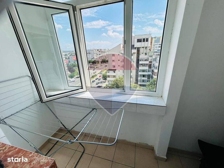 Apartament cu 3 camere în Calea București