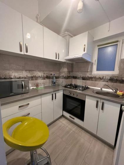 Apartament cu 2 camere decomandat în Ultracentral
