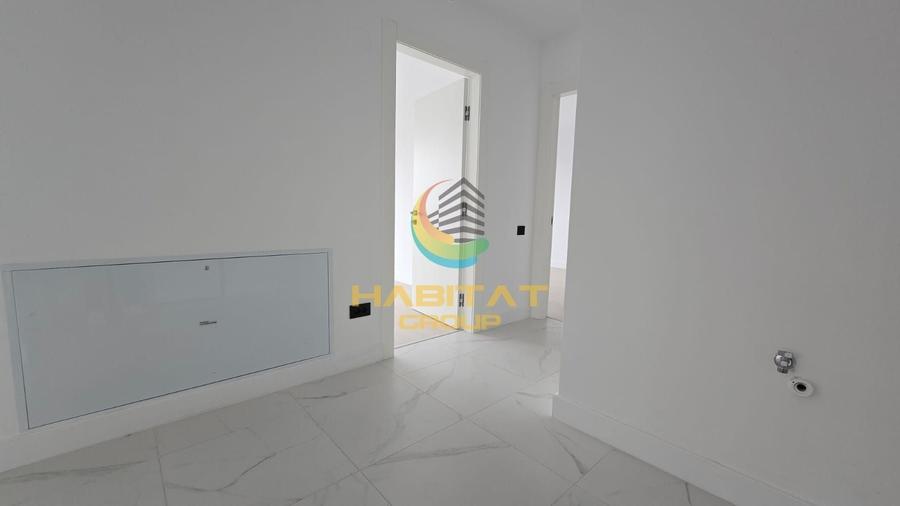 Apartament cu 3 camere decomandat în Theodor Pallady