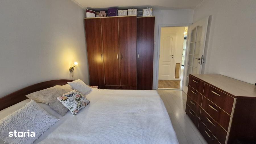 Apartament cu 3 camere în Vasile Alecsandri
