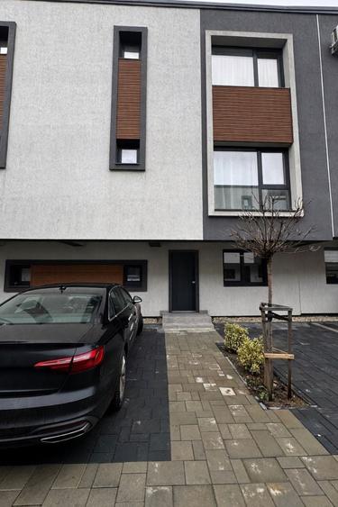 Casă cu 4 camere în Chiajna