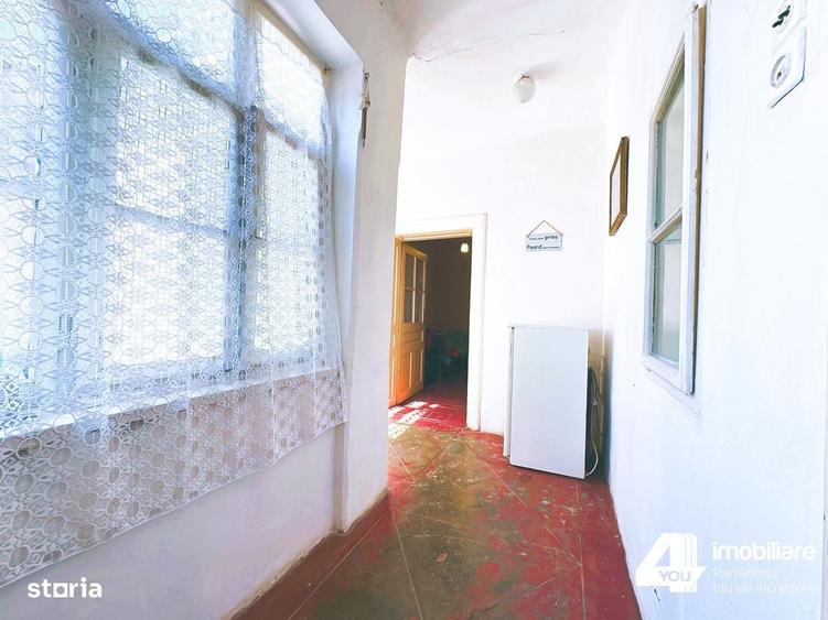 Casă cu 3 camere cu Teren 749 Mp în Central