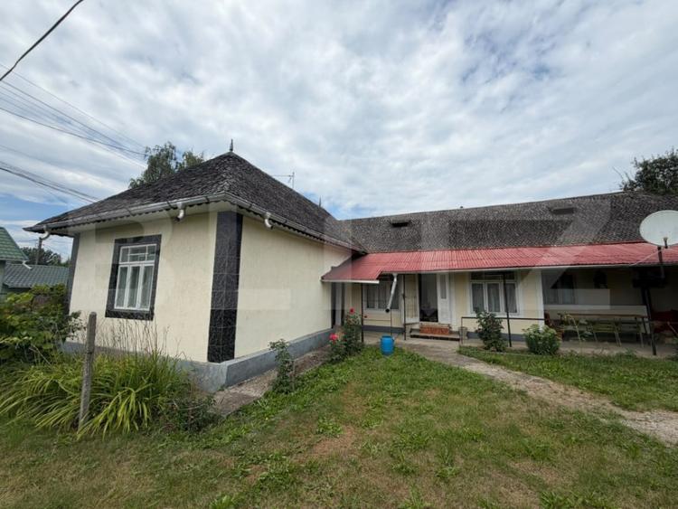 Casă cu 3 camere cu Teren 2900 Mp în Central