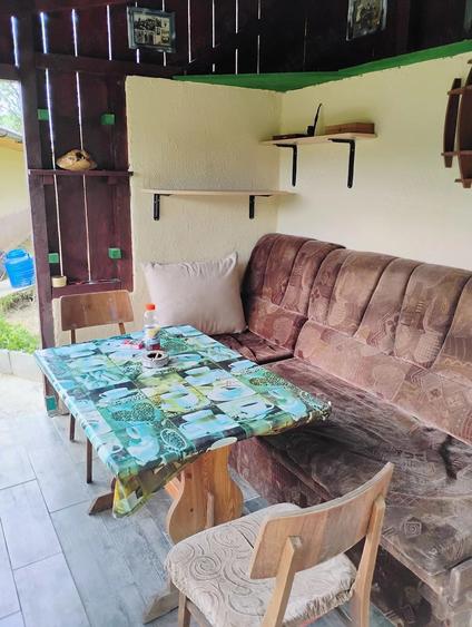 Casă cu 2 camere cu Teren 800 Mp în Almaș
