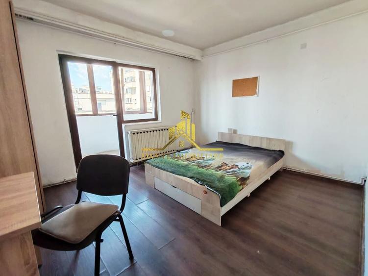 Apartament cu 3 camere decomandat, mobilat în Semicentral