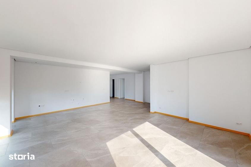Apartament cu 4 camere în Sud
