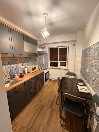 Apartament cu 2 camere decomandat, mobilat în Tomis Nord