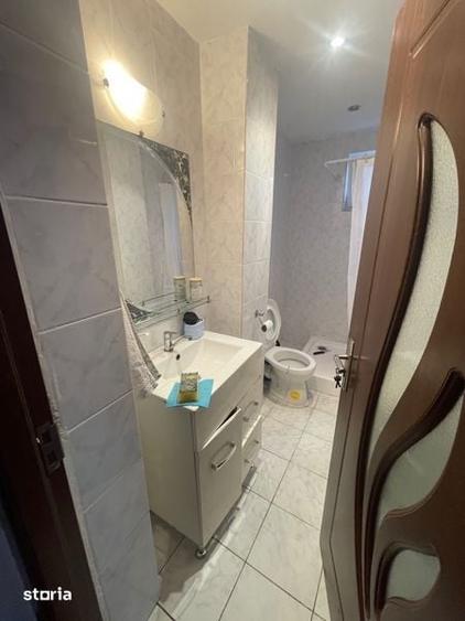 Apartament cu 2 camere în Micro 8