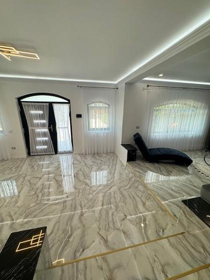 Casă individuală cu 6 camere cu Canalizare în Sărata (Sărata)