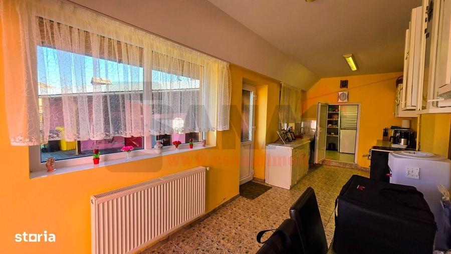 Casă cu 4 camere în Ruși