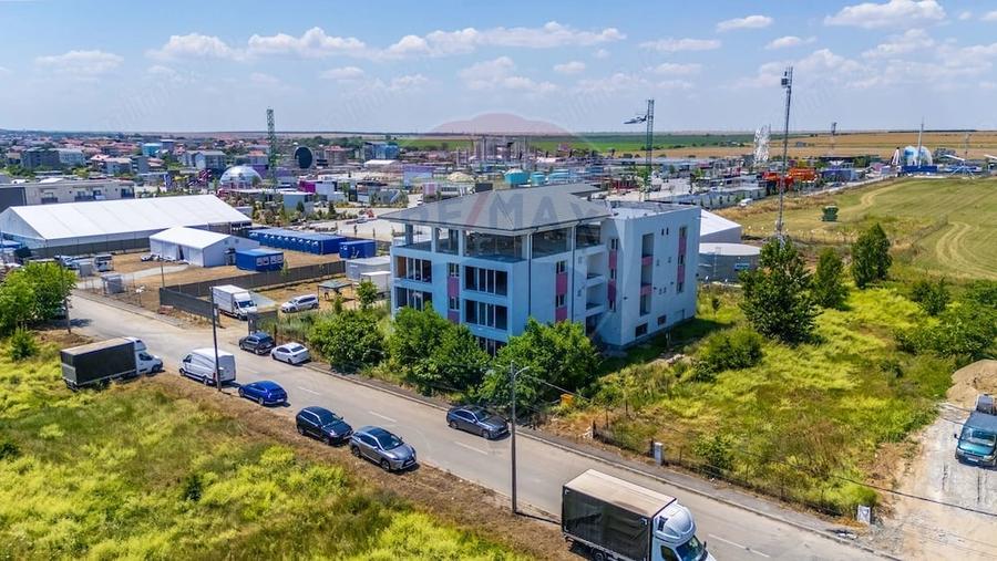 Casă cu 3 camere cu Teren 1707 Mp în Central