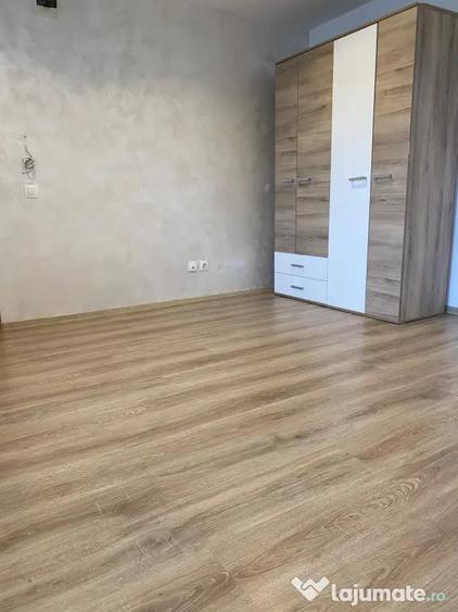 Garsonieră semidecomandată în Central