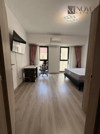 Apartament cu 2 camere decomandat, mobilat în Victoriei