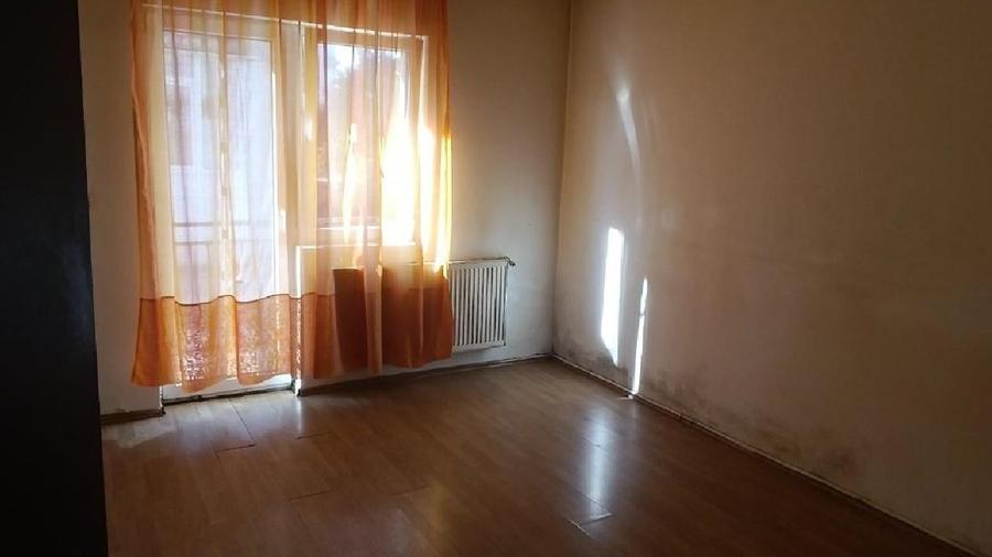 Apartament cu 3 camere decomandat în Șelimbăr