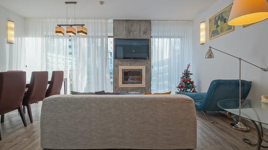 Apartament cu 3 camere decomandat, mobilat în 13 Decembrie
