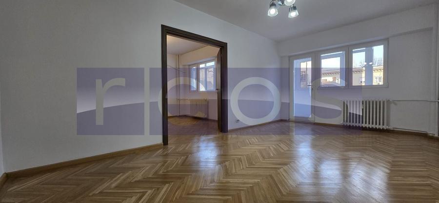 Apartament cu 3 camere decomandat în Dorobanți