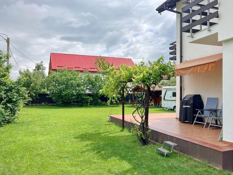 Casă individuală cu 5 camere cu Canalizare în Hărman