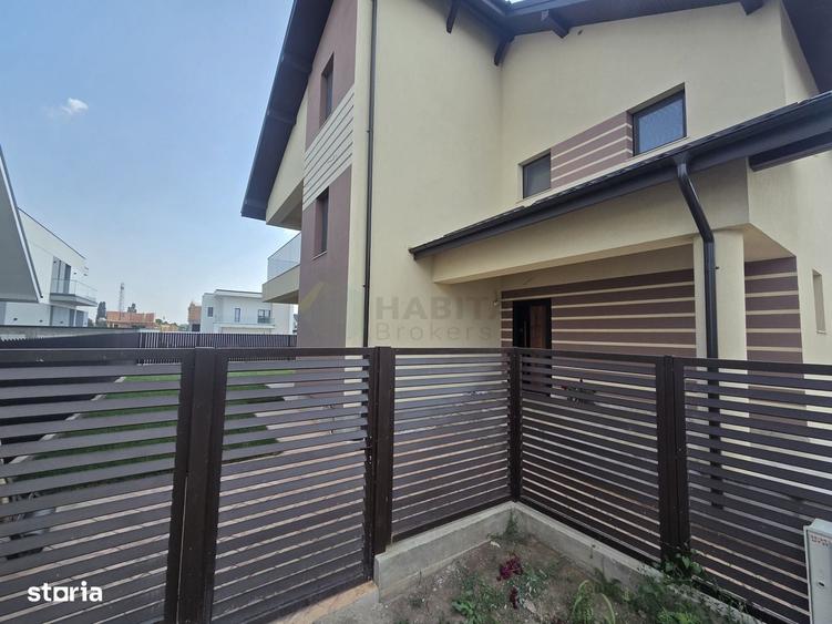 Casă cu 4 camere în Băneasa