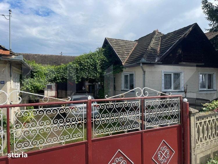 Casă cu 4 camere în Acriș