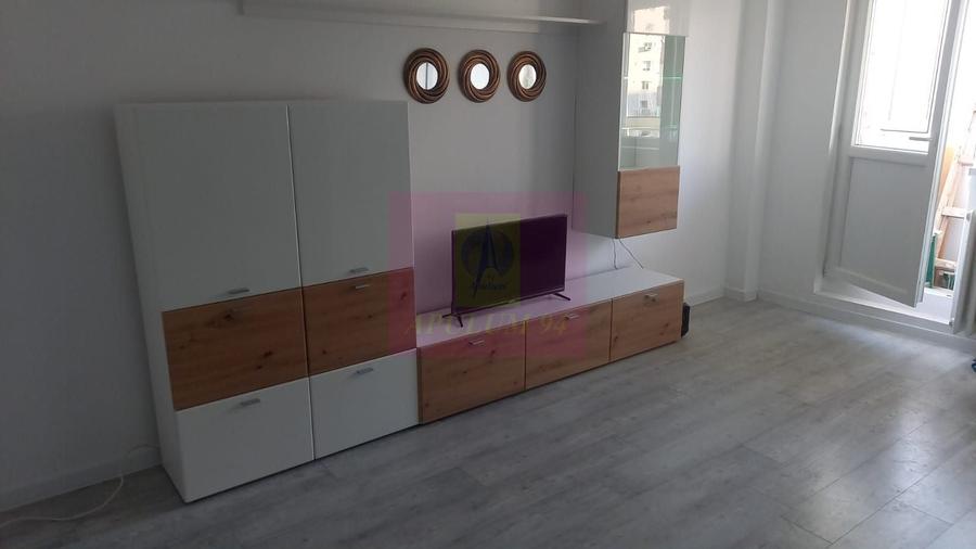 Garsonieră semidecomandată, mobilată în Dristor