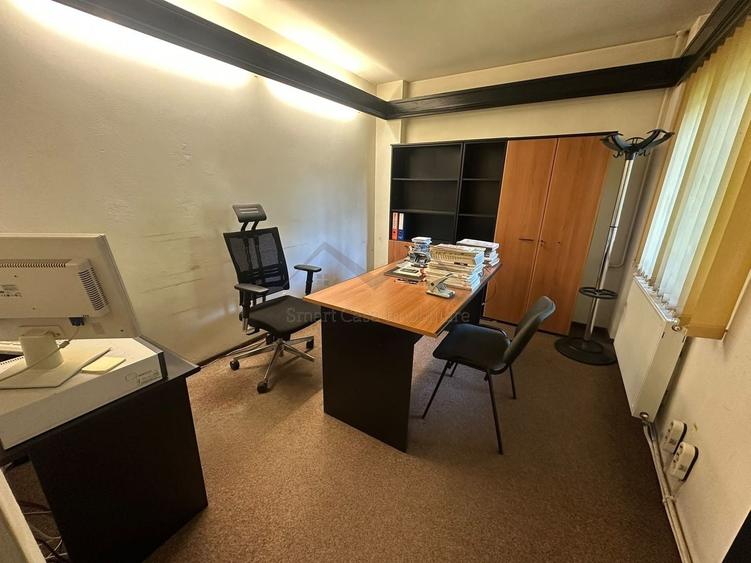 Apartament cu 4 camere decomandat în Moara de foc