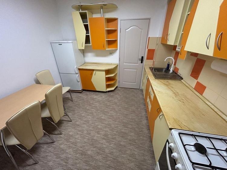 Apartament cu 2 camere decomandat în Dosu Bricii