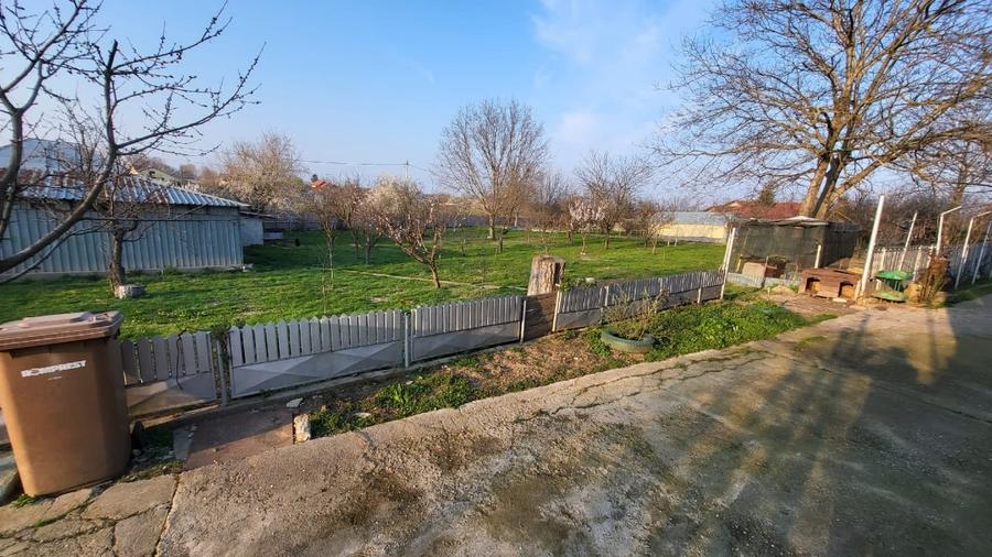 Teren Construcții intravilan de 3073 mp, în Dascălu
