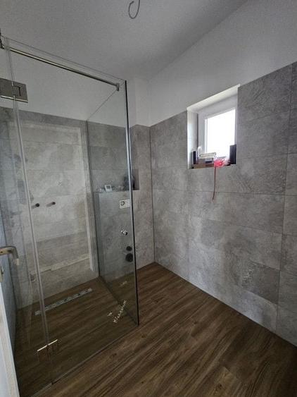 Casă individuală cu 4 camere cu Canalizare în Exterior Nord