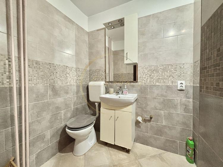 Apartament cu 3 camere, mobilat în Telegrafului