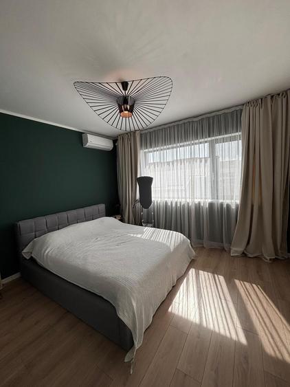 Casă cu 4 camere cu Canalizare în Central