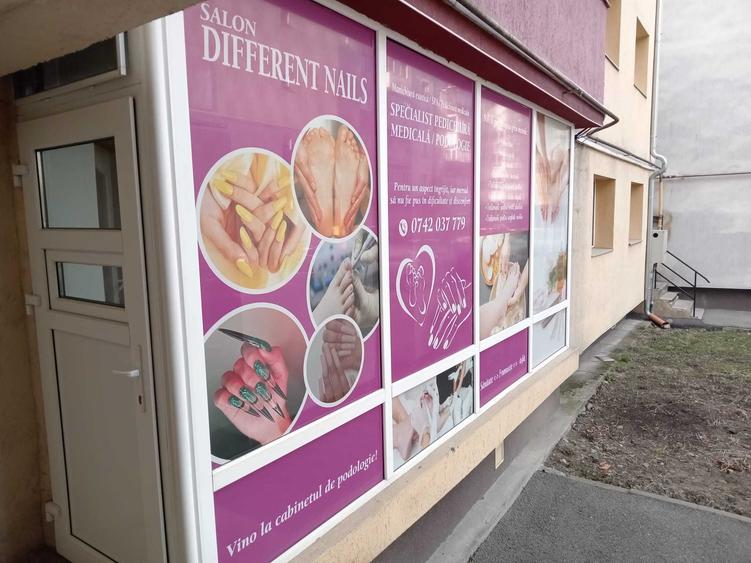 Apartament cu 2 camere decomandat în Exterior Vest
