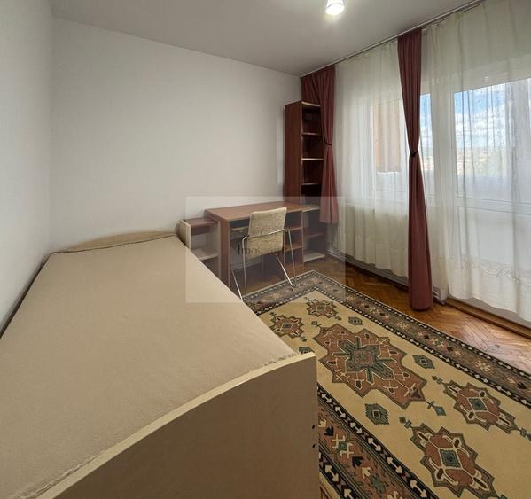 Apartament cu 3 camere decomandat, mobilat în Mănăștur