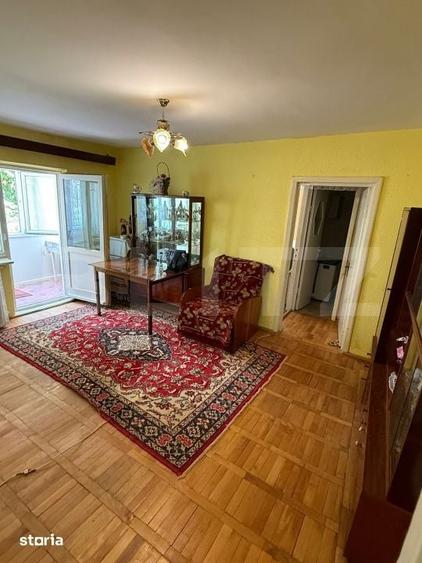 Apartament cu 3 camere semidecomandat în Central