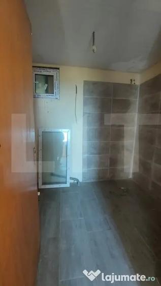 Casă cu 2 camere cu Teren 450 Mp în Dobolii de Jos