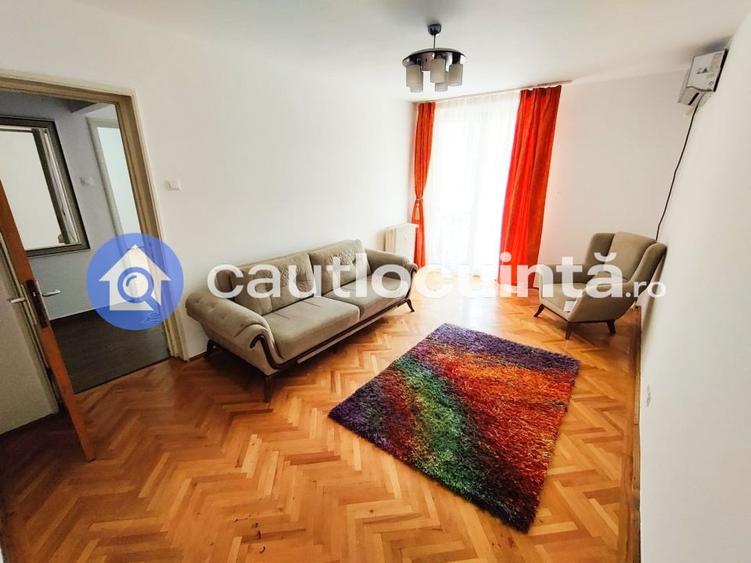 Apartament cu 3 camere decomandat, mobilat în Dristor