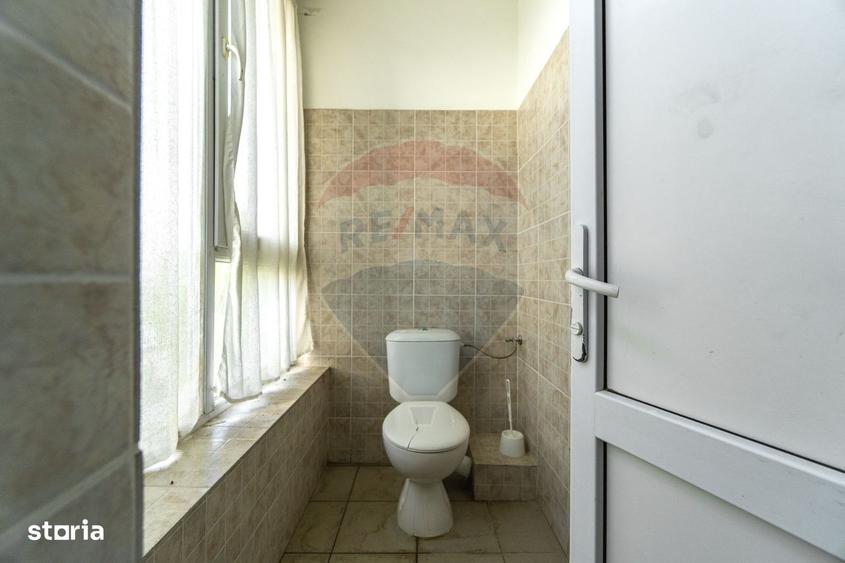 Spațiu comercial, de 449 mp, în 13 Decembrie