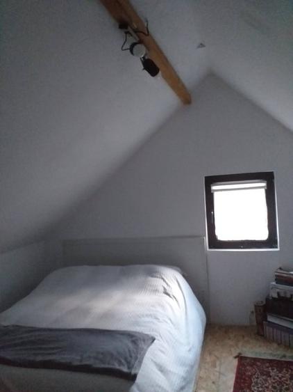 Casă cu 5 camere cu Teren 900 Mp în Central
