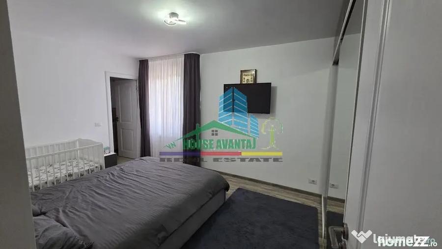 Apartament cu 4 camere decomandat în Vânători