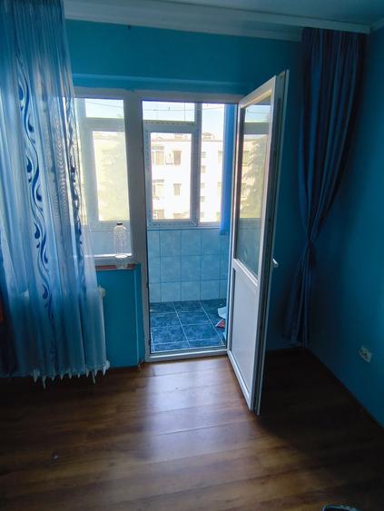 Apartament cu 2 camere nedecomandat în Trivale
