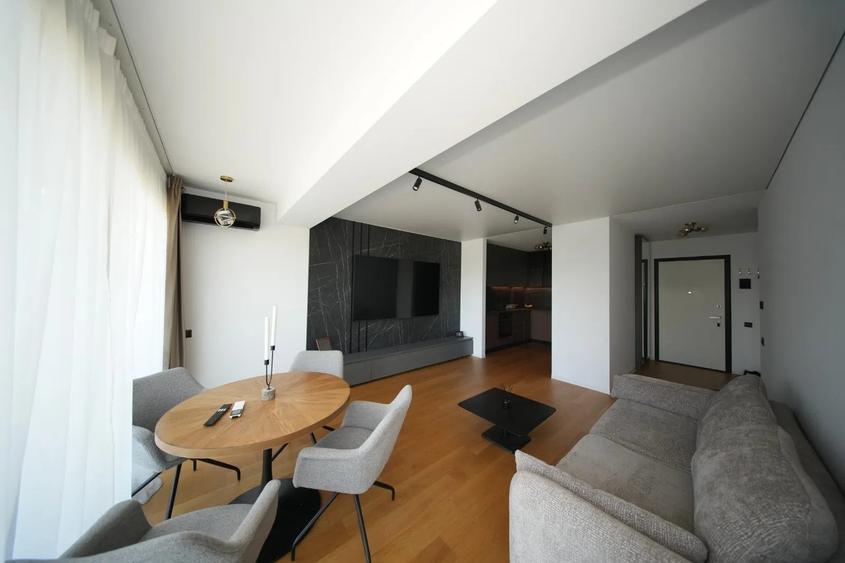 Apartament cu 2 camere decomandat în Floreasca