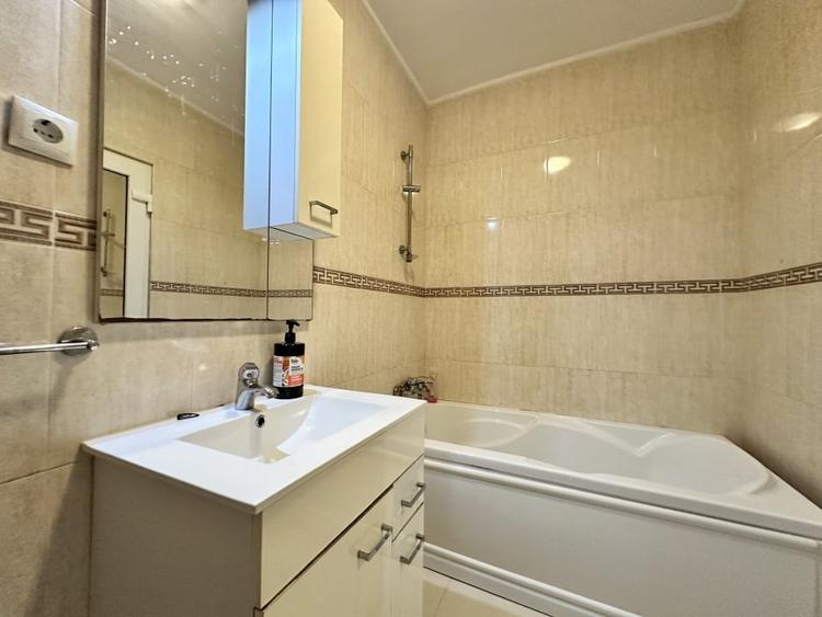 Apartament cu 3 camere semidecomandat, mobilat în Mărăști