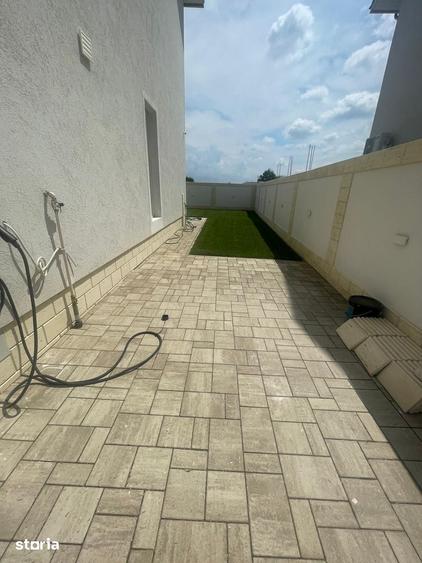 Casă cu 3 camere cu Teren 250 Mp în Central