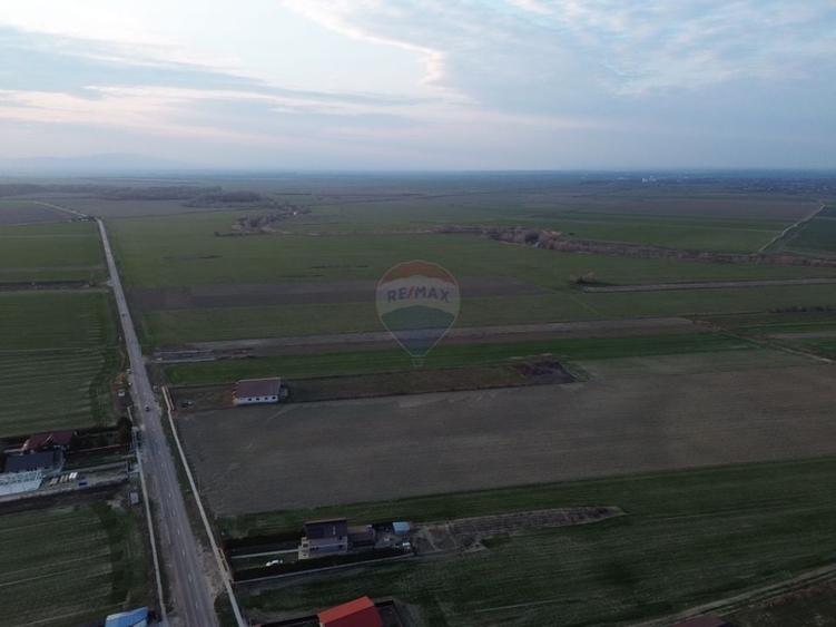 Teren Construcții intravilan de 12360 mp, în Boțârlău