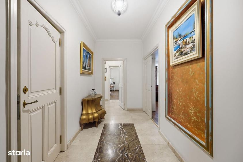 Apartament cu 3 camere în Primăverii