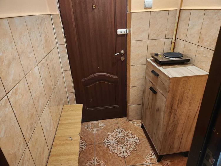 Garsonieră nedecomandată în Exterior Vest