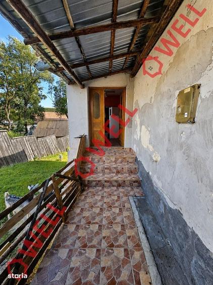 Casă cu 4 camere în Apața
