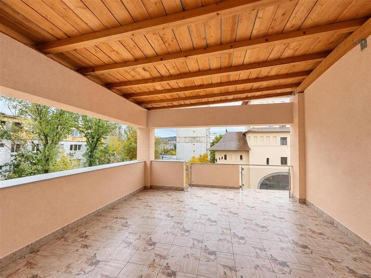 Garsonieră decomandată în Alexandru cel Bun